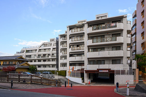 ライオンズマンション筑紫丘